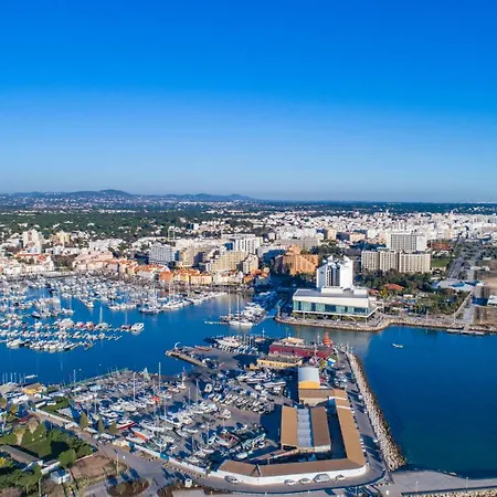 With 2 Bedrooms At Vilamoura Marina 公寓 *