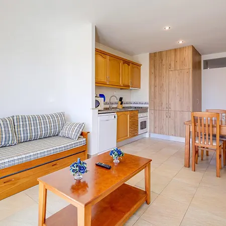 With 2 Bedrooms At Vilamoura Marina 奎特里拉