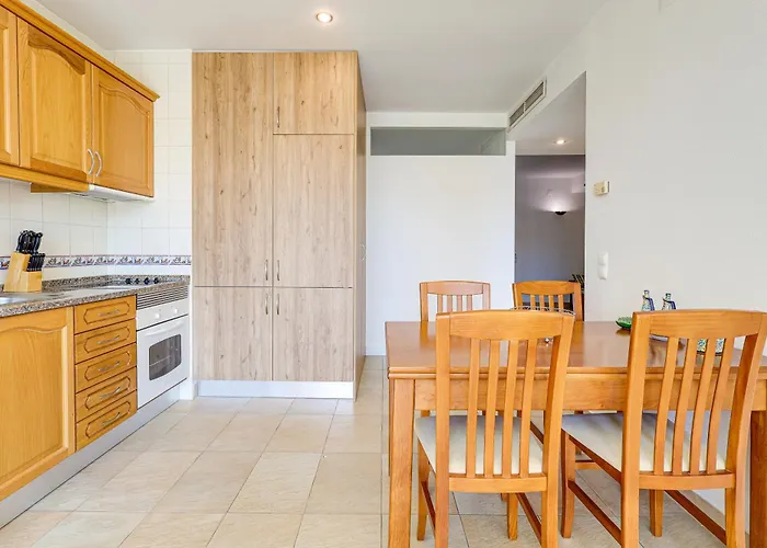 With 2 Bedrooms At Vilamoura Marina