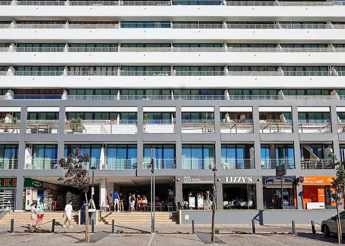 With 2 Bedrooms At Vilamoura Marina Quarteira