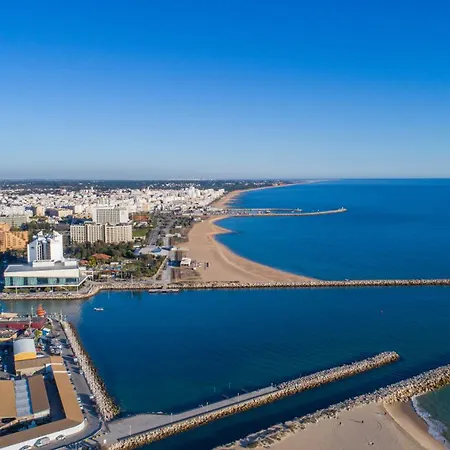 With 2 Bedrooms At Vilamoura Marina