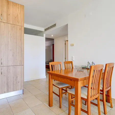 With 2 Bedrooms At Vilamoura Marina Apartment *