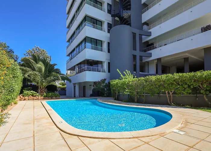 With 2 Bedrooms At Vilamoura Marina شقة كوارتيرا